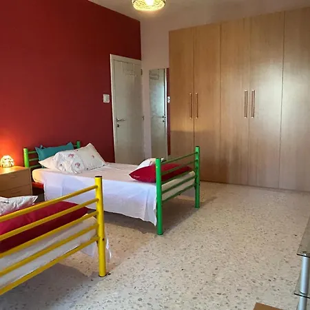 Δωμάτια σε οικογενειακή κατοικία Pamper Pembroke